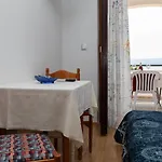 By The Sea Medici, Omis - 1046 Mimice