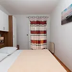 Apartamento By The Sea Medici, Omis - 1046 Mimice
