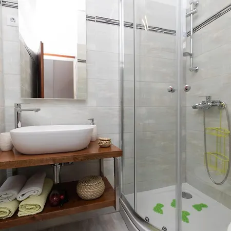 By The Sea Medici, Omis - 1046 * ميميتسا