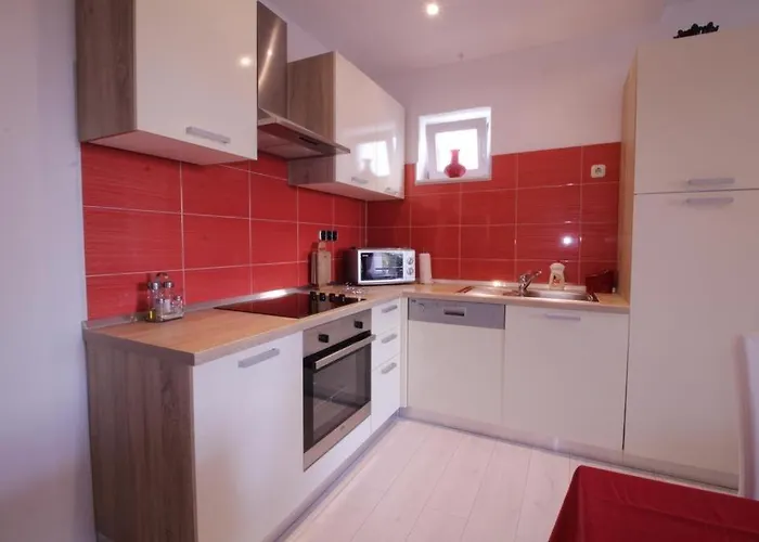 아파트 By The Sea Medici, Omis - 1046 미미체