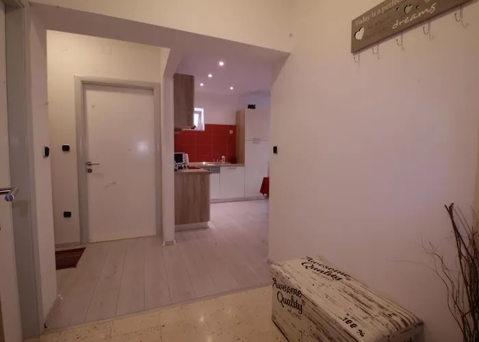 By The Sea Medici, Omis - 1046 미미체