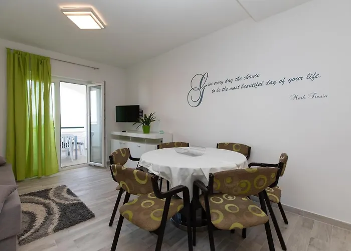 By The Sea Medici, Omis - 1046 미미체