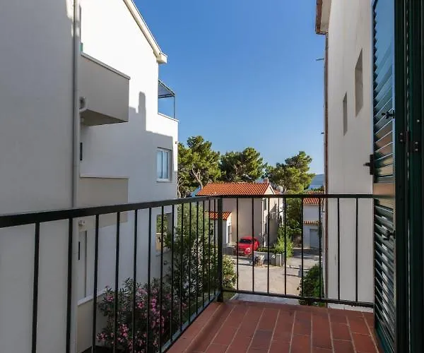 By The Sea Medici, Omis - 1046 아파트 미미체