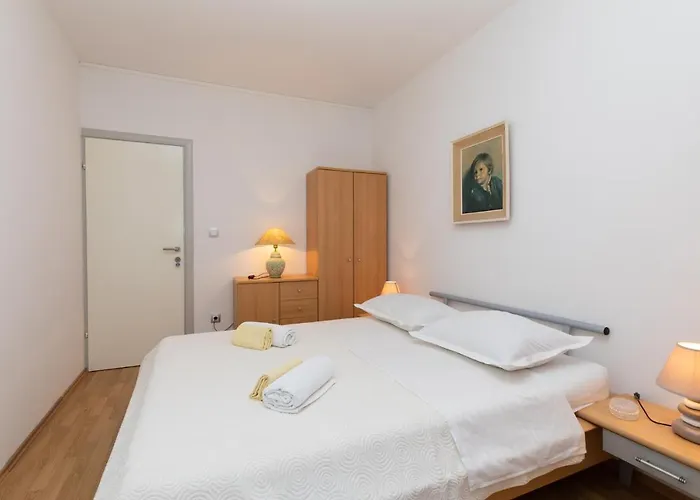 By The Sea Medici, Omis - 1046 * 미미체